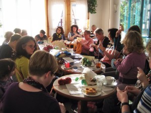 Der 1. Stricktreff, Febr. 2014                         